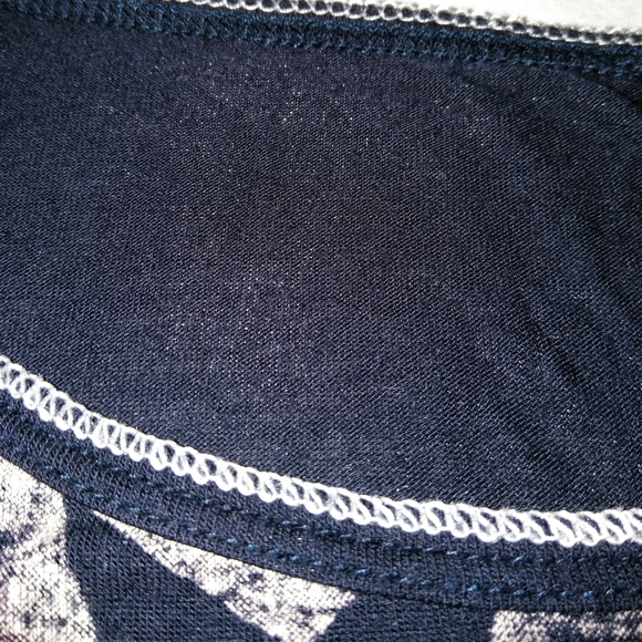 SKINNIE MINNIE Embellished Star Ruched Tee - Picture 11 of 15